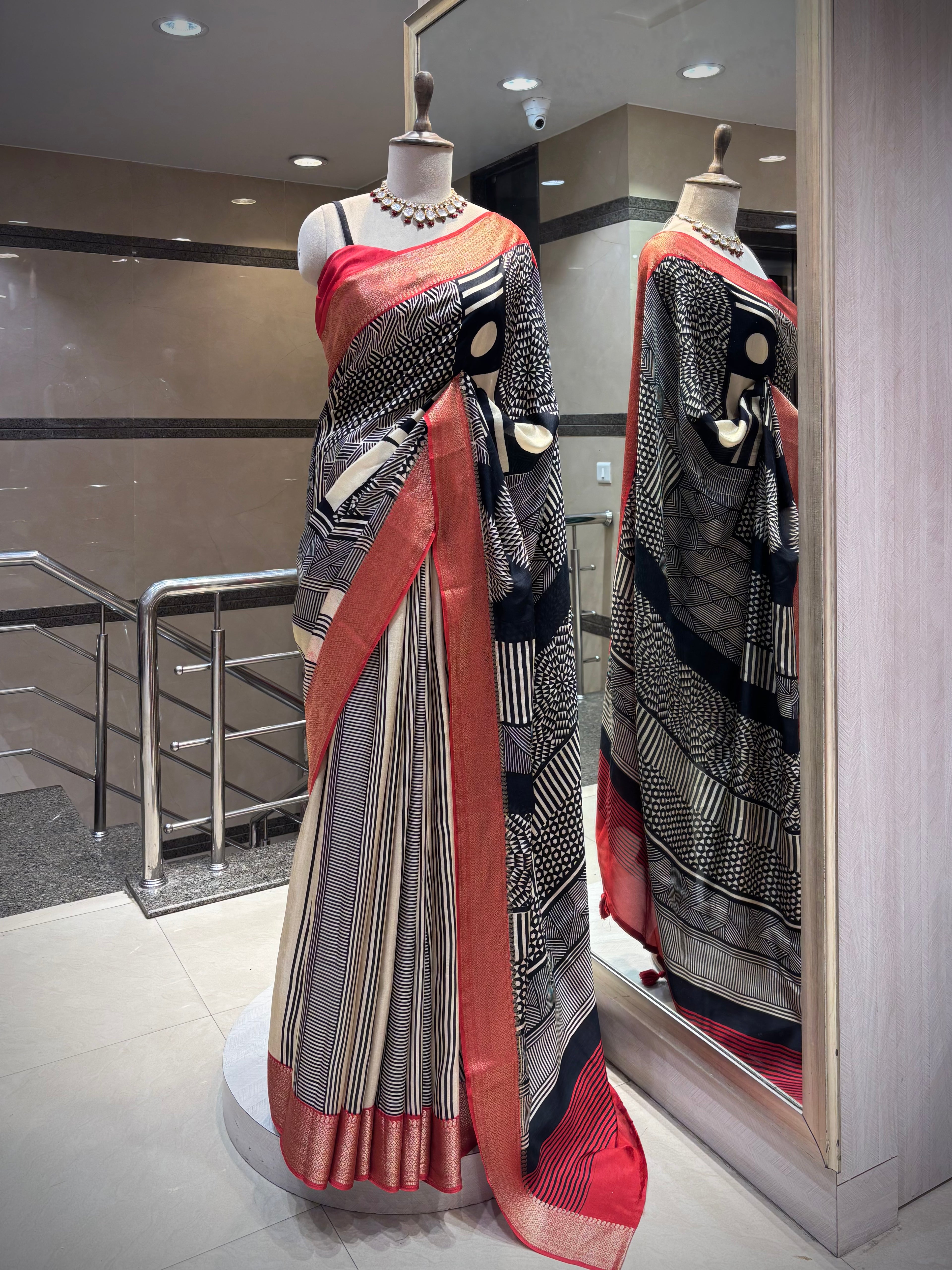 The Monochrome Geometric Saree