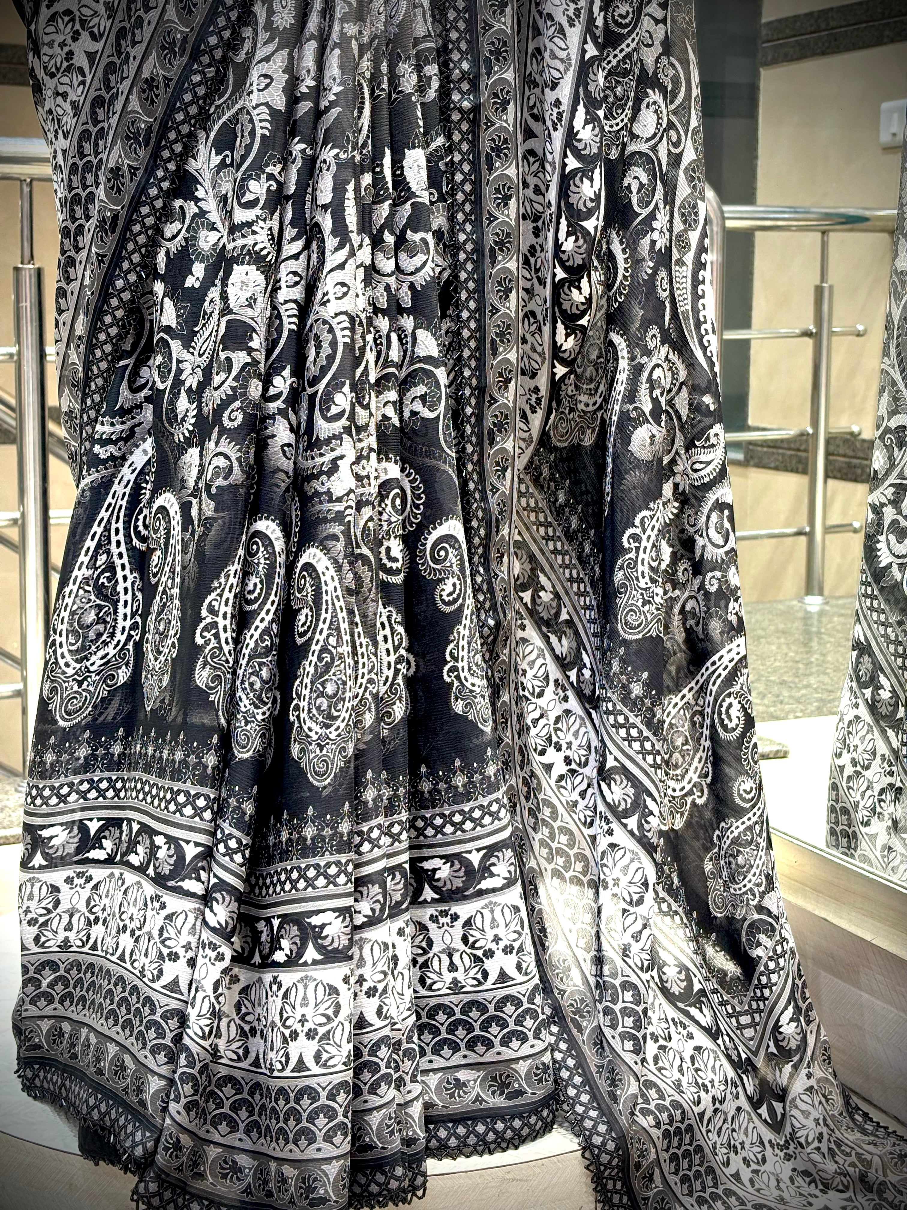 Paisley Inspired Printed Saree