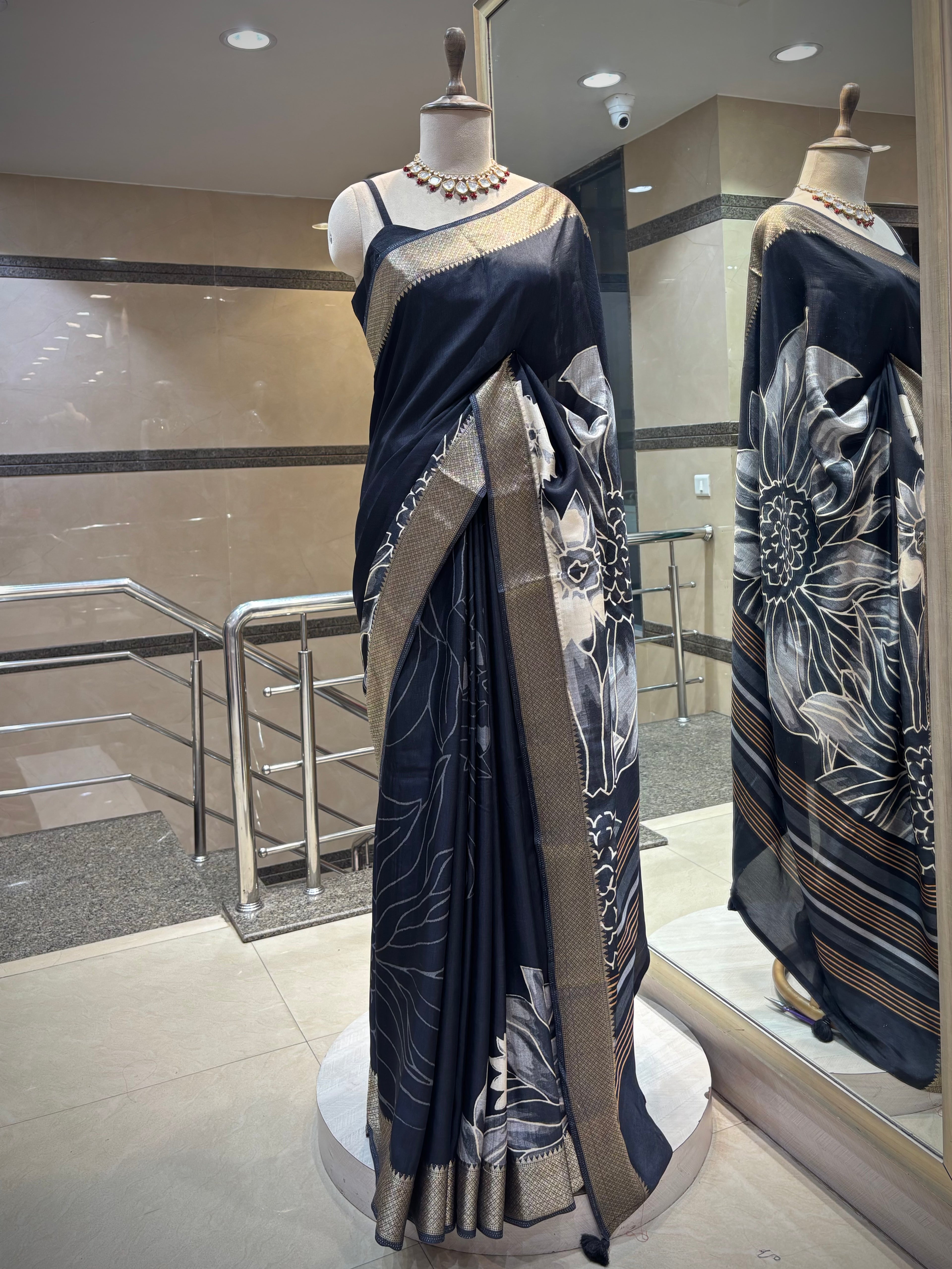 The Midnight Flora Saree