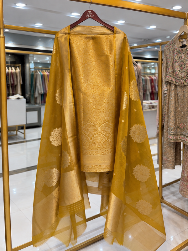 Sunehri Zari Unstitched Suit