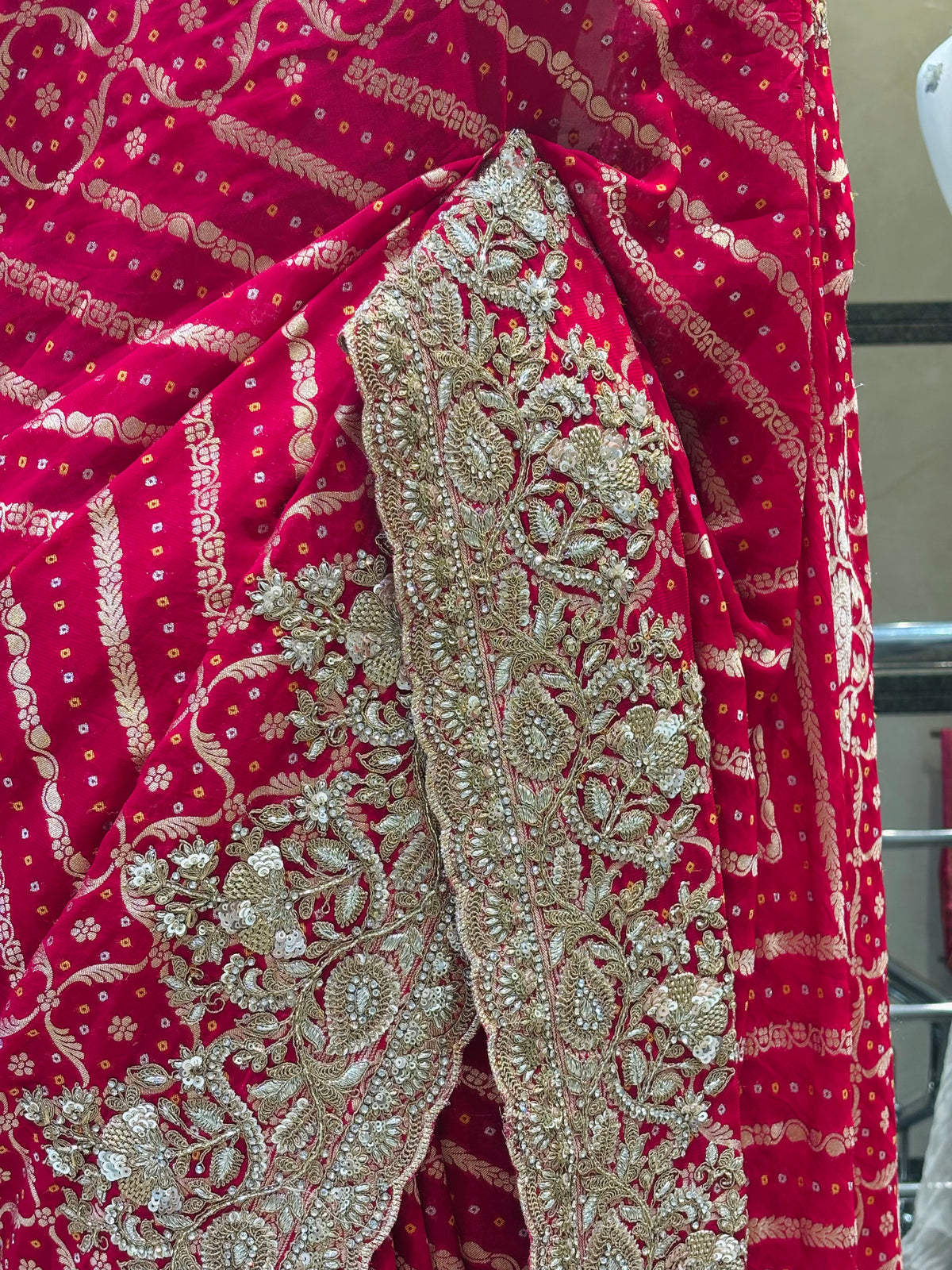 Rani Royale – Embroidered Saree