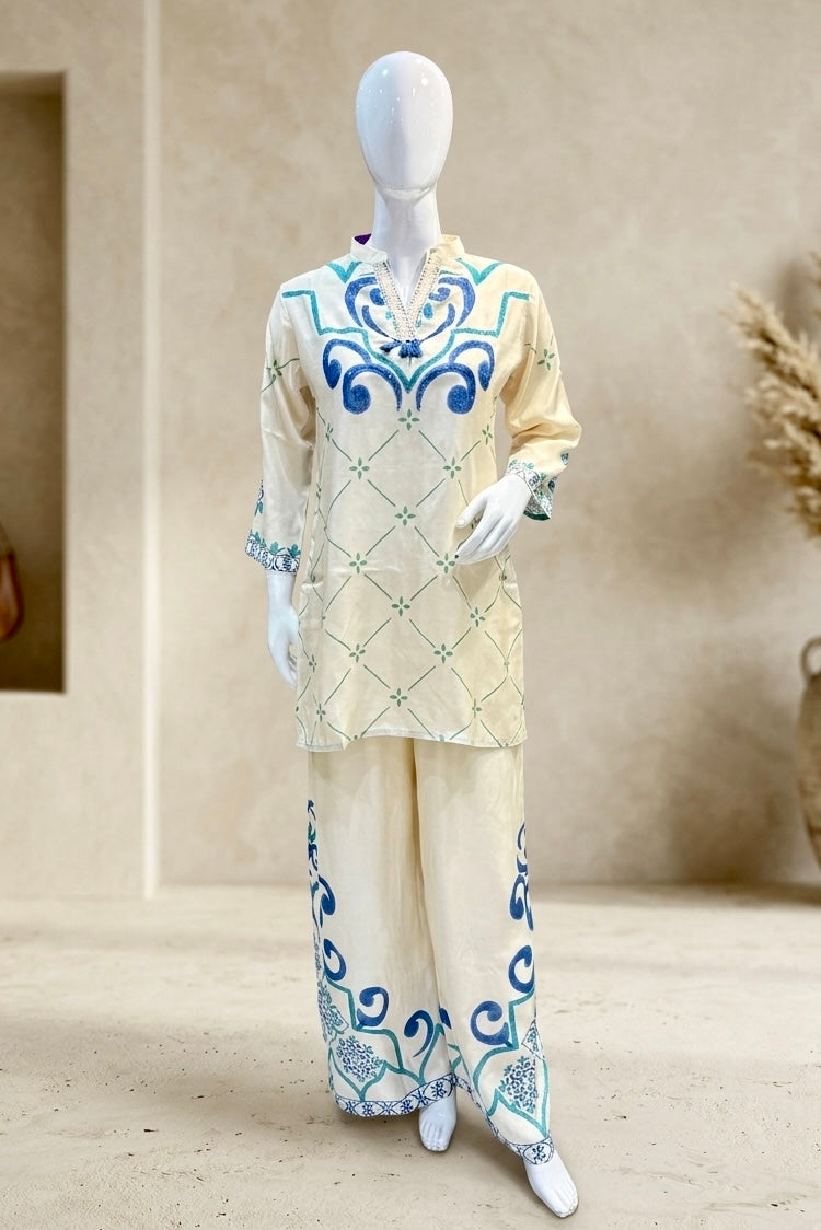 Straight kurti with a diamond lattice and scroll motif print