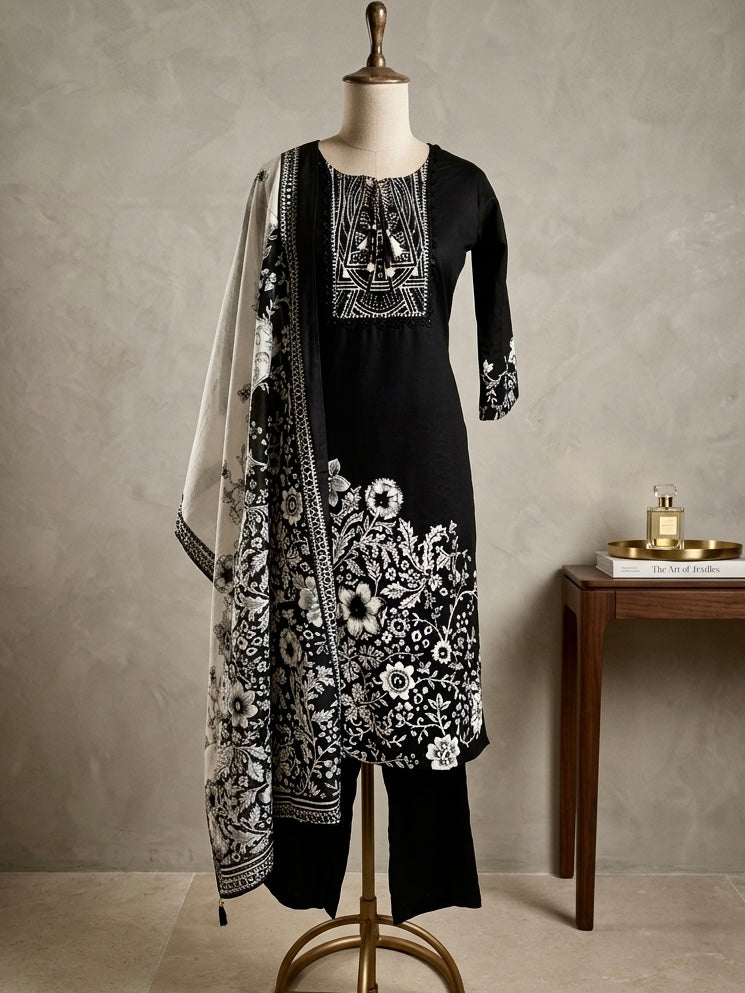 The Ebony Noir Botanical Suite