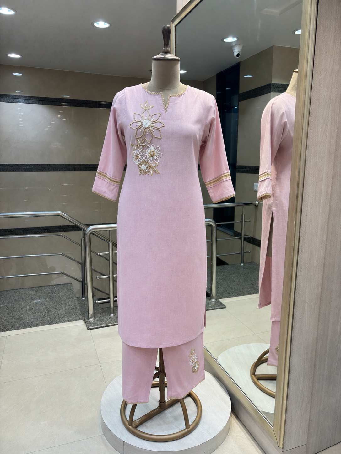 Pastel Lilac Embellished Kurta Set